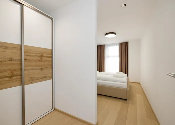 Yourapartment Theresien *