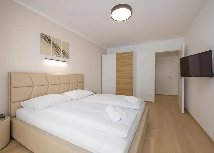 Daire Yourapartment Theresien *